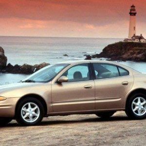 Alero sedan